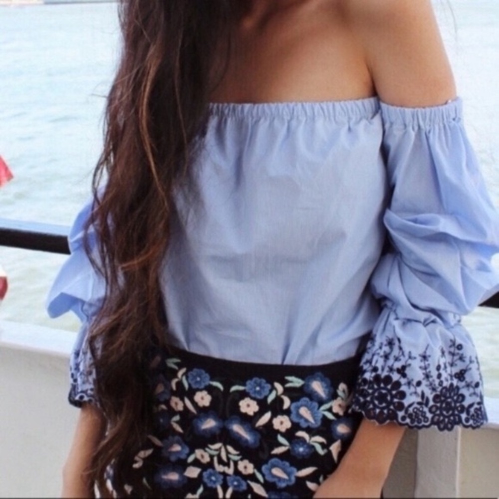 Zara Puff Floral Off shoulder Sleeve Top, size L